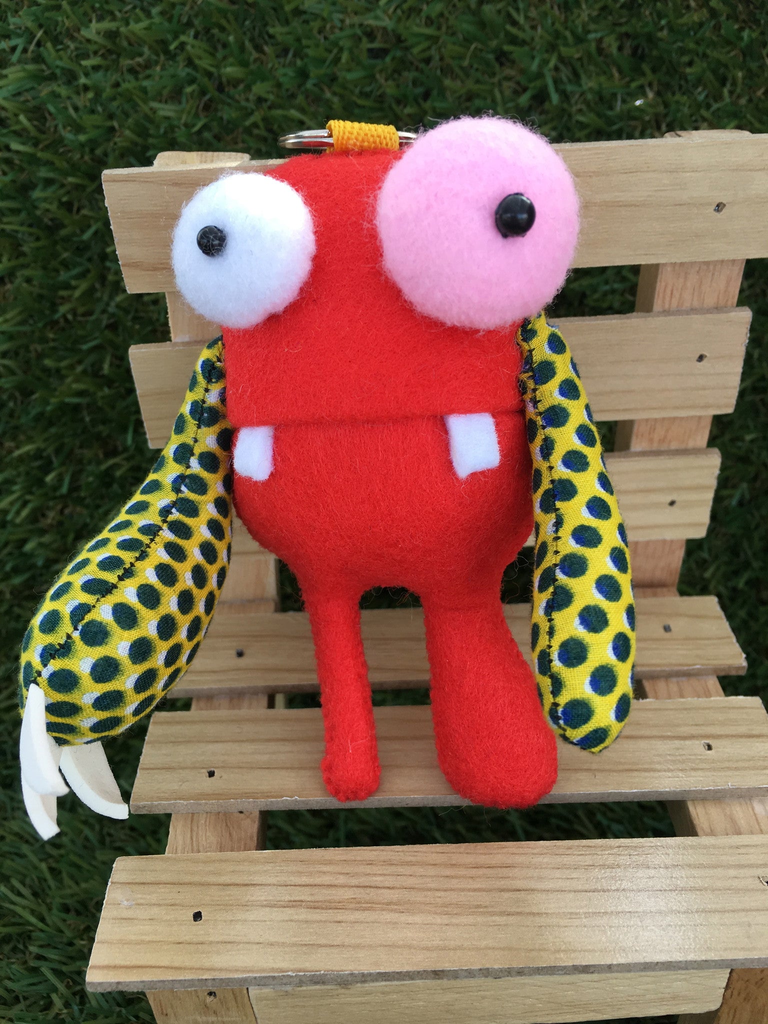 Mr. Claw Keychain